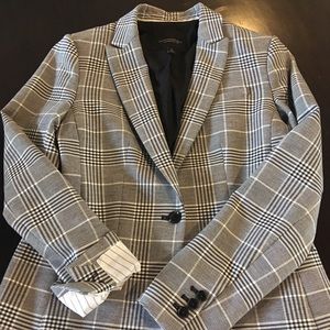 NWOT Beautiful Banana Republic Classic Blazer